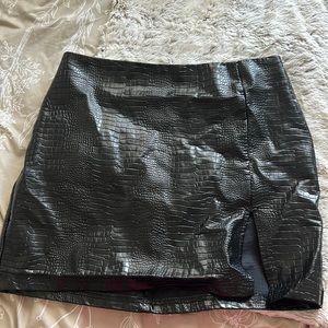 Leather skirt